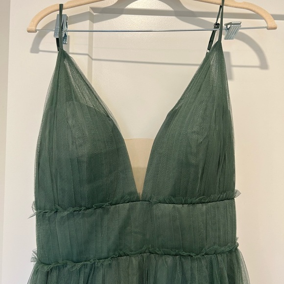 Revelry Alma Tulle Dress in Rosemary size 12 - Picture 3 of 9